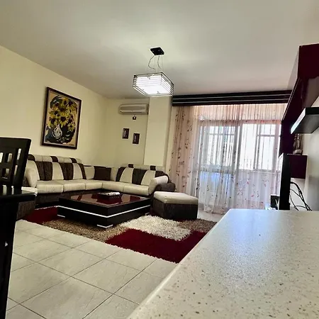 Cozy And Lovely In Center Apartment *